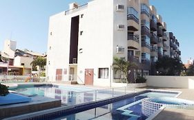 Apartamento com Vista do Mar em Residencial com Piscina